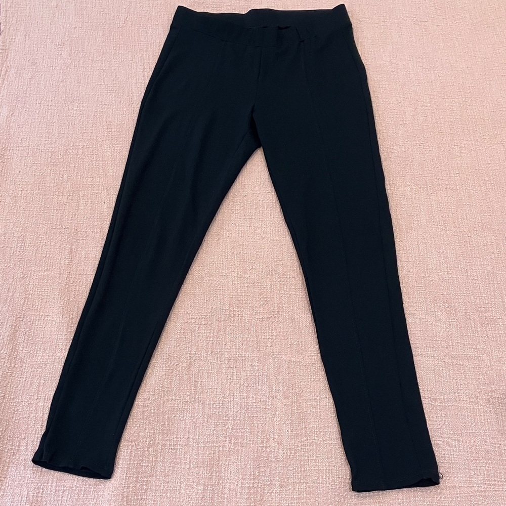 Black Leggings pants medium wmโs